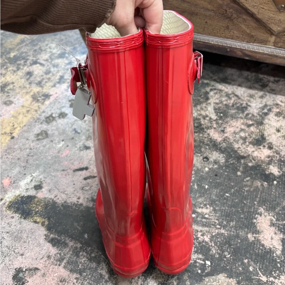 Hunter Original Glossy Tall Rain Boots in Military Red